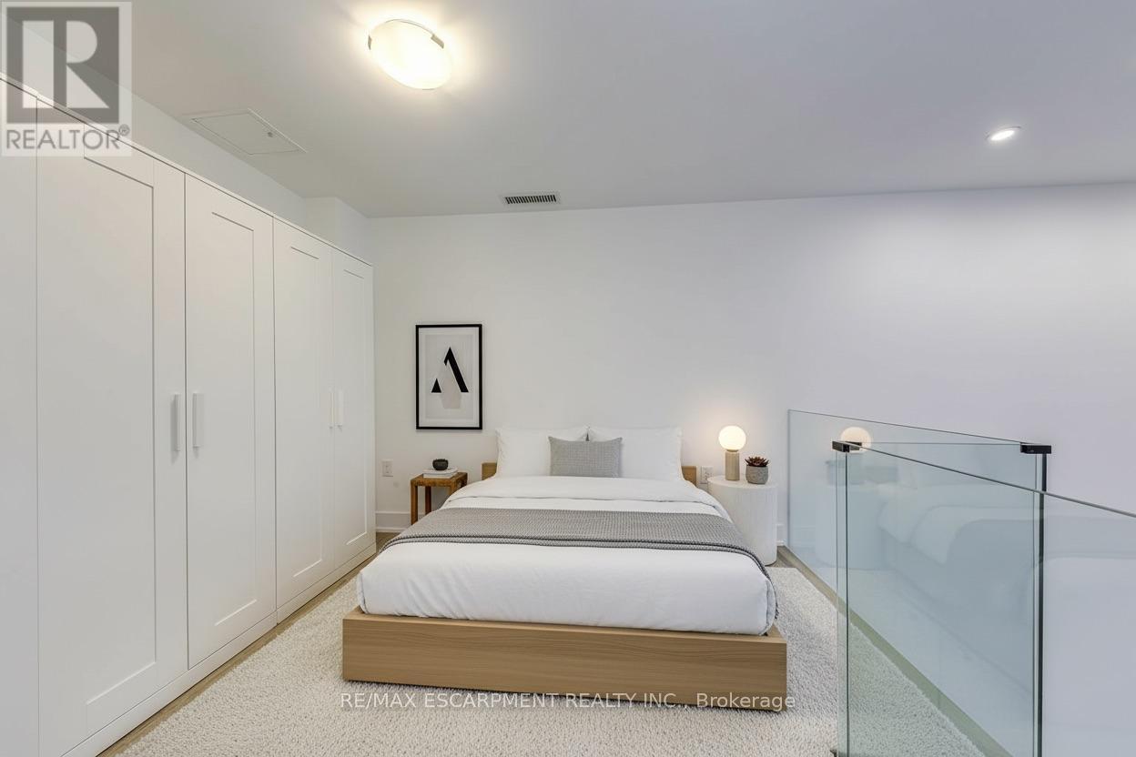 112 - 2450 Old Bronte Road, Oakville, Ontario  L6M 5P6 - Photo 23 - W12924708