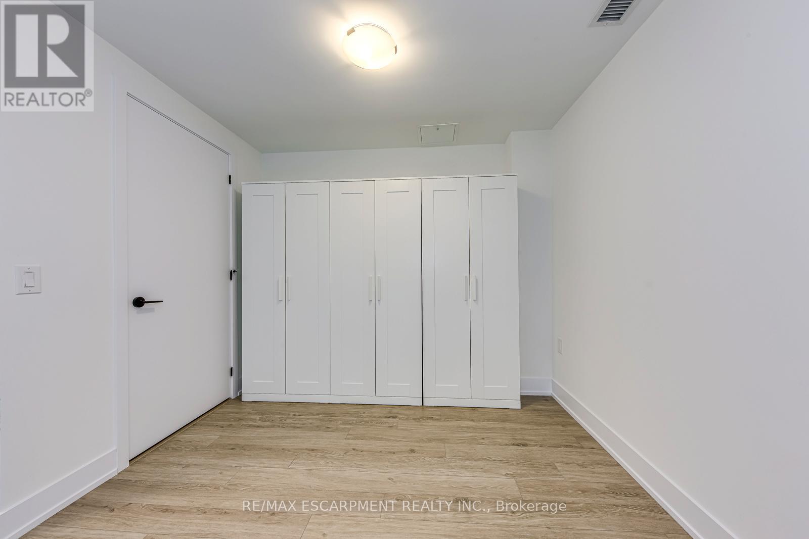 112 - 2450 Old Bronte Road, Oakville, Ontario  L6M 5P6 - Photo 24 - W12924708