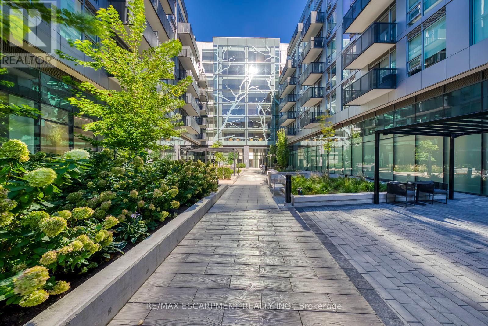 112 - 2450 Old Bronte Road, Oakville, Ontario  L6M 5P6 - Photo 42 - W12924708