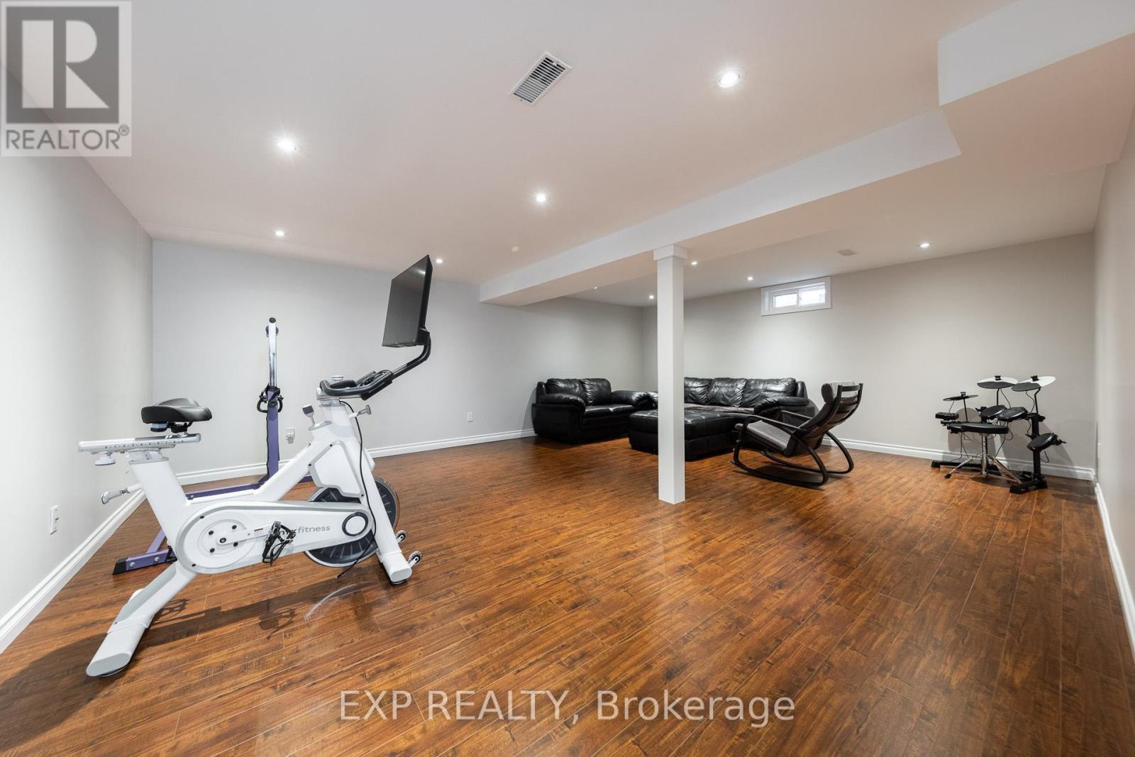 584 Elliott Crescent, Milton, Ontario  L9T 3G4 - Photo 22 - W12924738