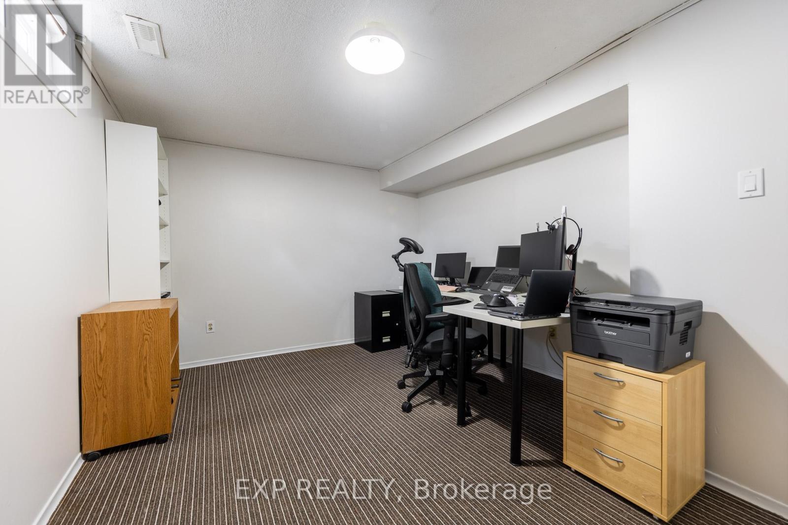 584 Elliott Crescent, Milton, Ontario  L9T 3G4 - Photo 24 - W12924738