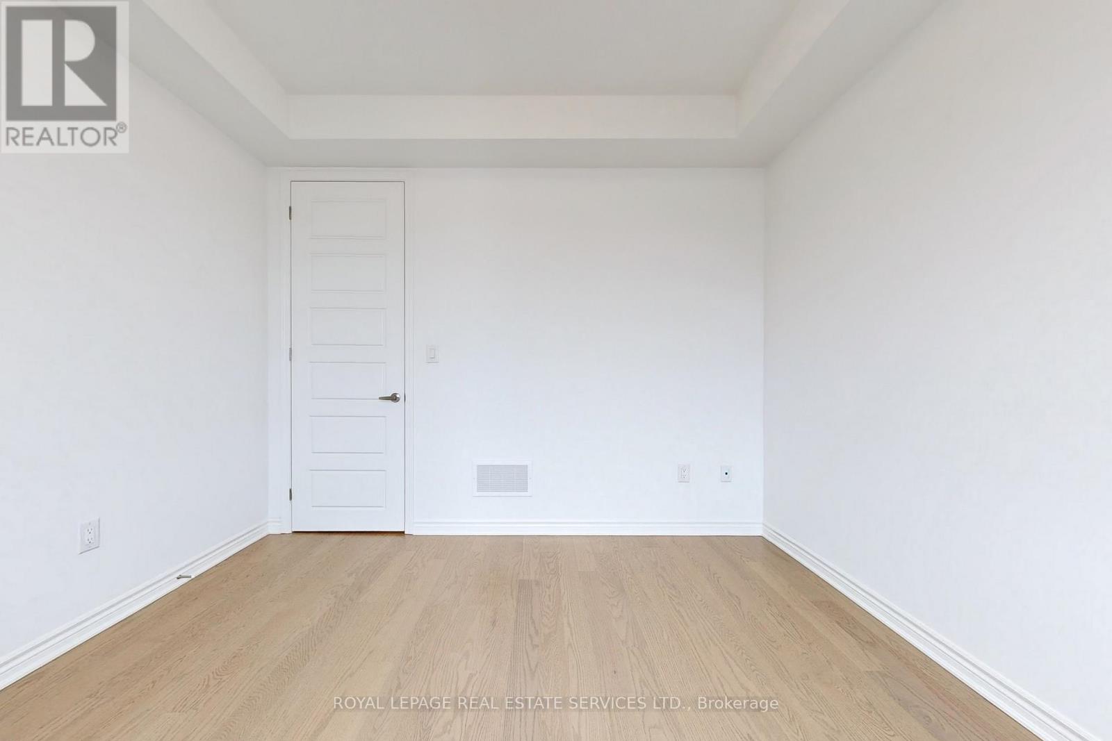 1397 Shevchenko Boulevard, Oakville, Ontario  L6M 5P3 - Photo 13 - W12924832