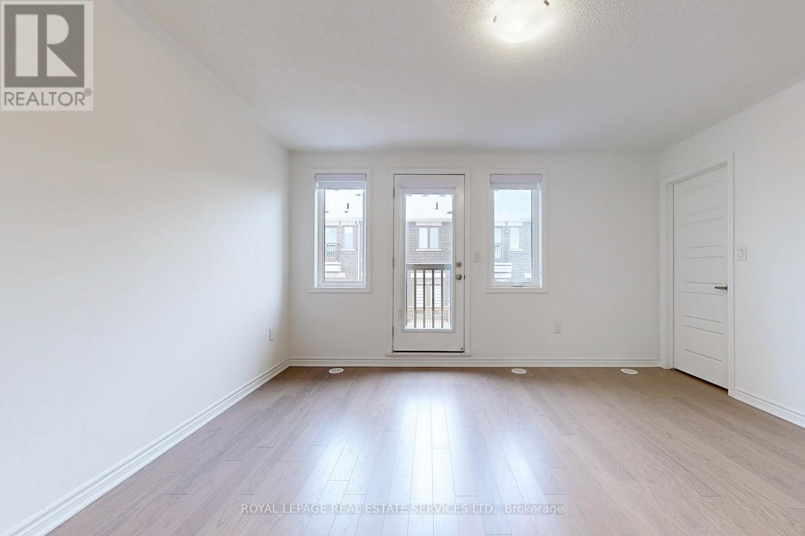 1397 Shevchenko Boulevard, Oakville, Ontario  L6M 5P3 - Photo 14 - W12924832