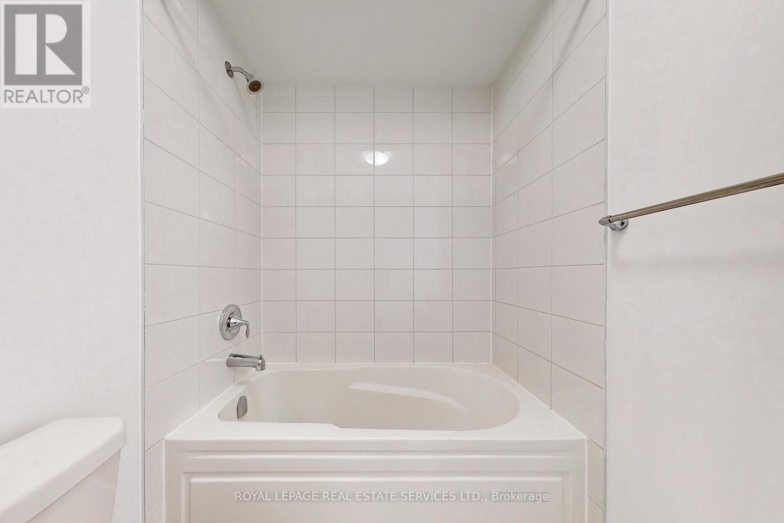 1397 Shevchenko Boulevard, Oakville, Ontario  L6M 5P3 - Photo 25 - W12924832