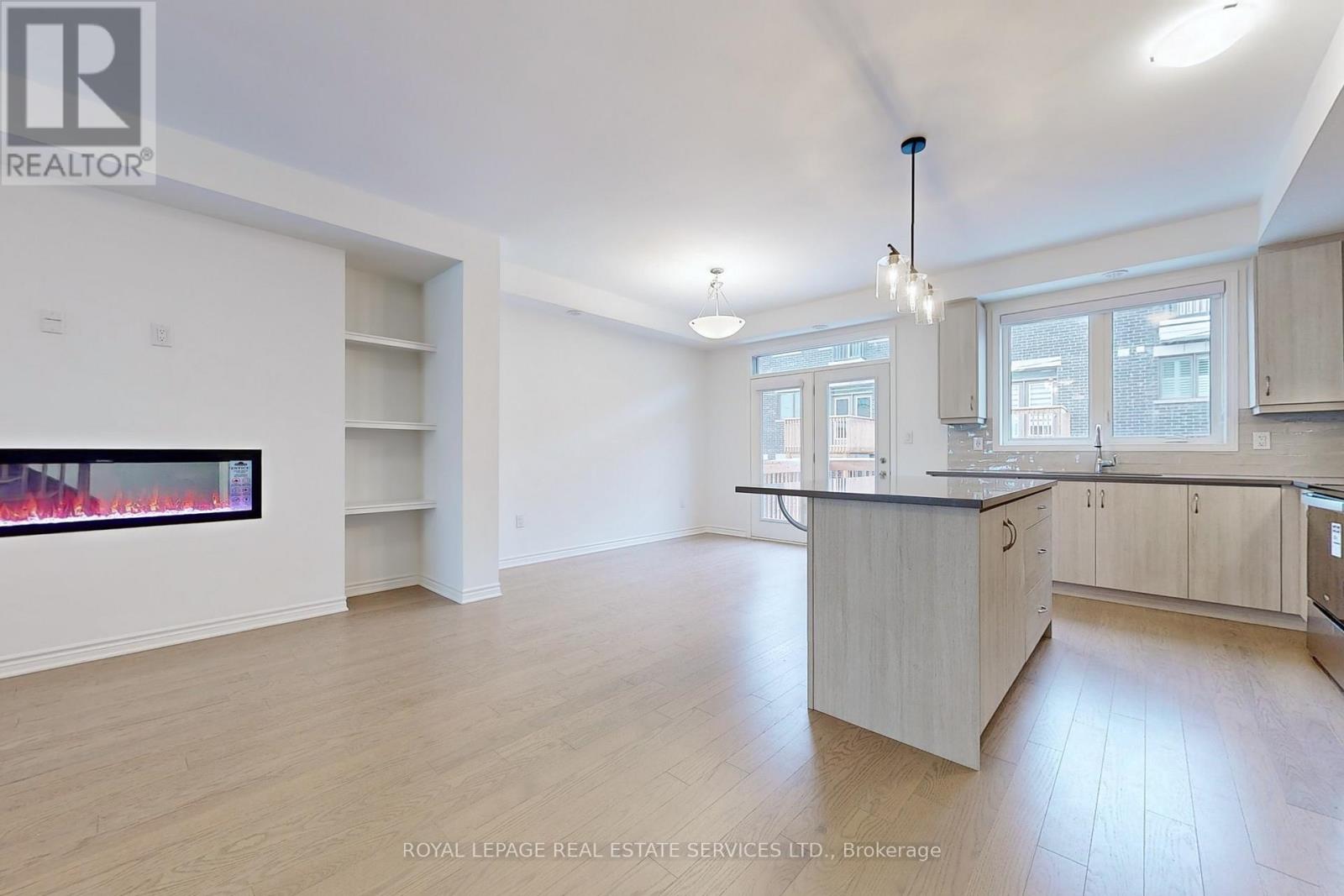 1397 Shevchenko Boulevard, Oakville, Ontario  L6M 5P3 - Photo 4 - W12924832