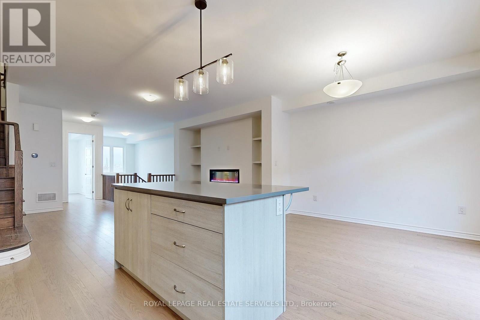 1397 Shevchenko Boulevard, Oakville, Ontario  L6M 5P3 - Photo 9 - W12924832