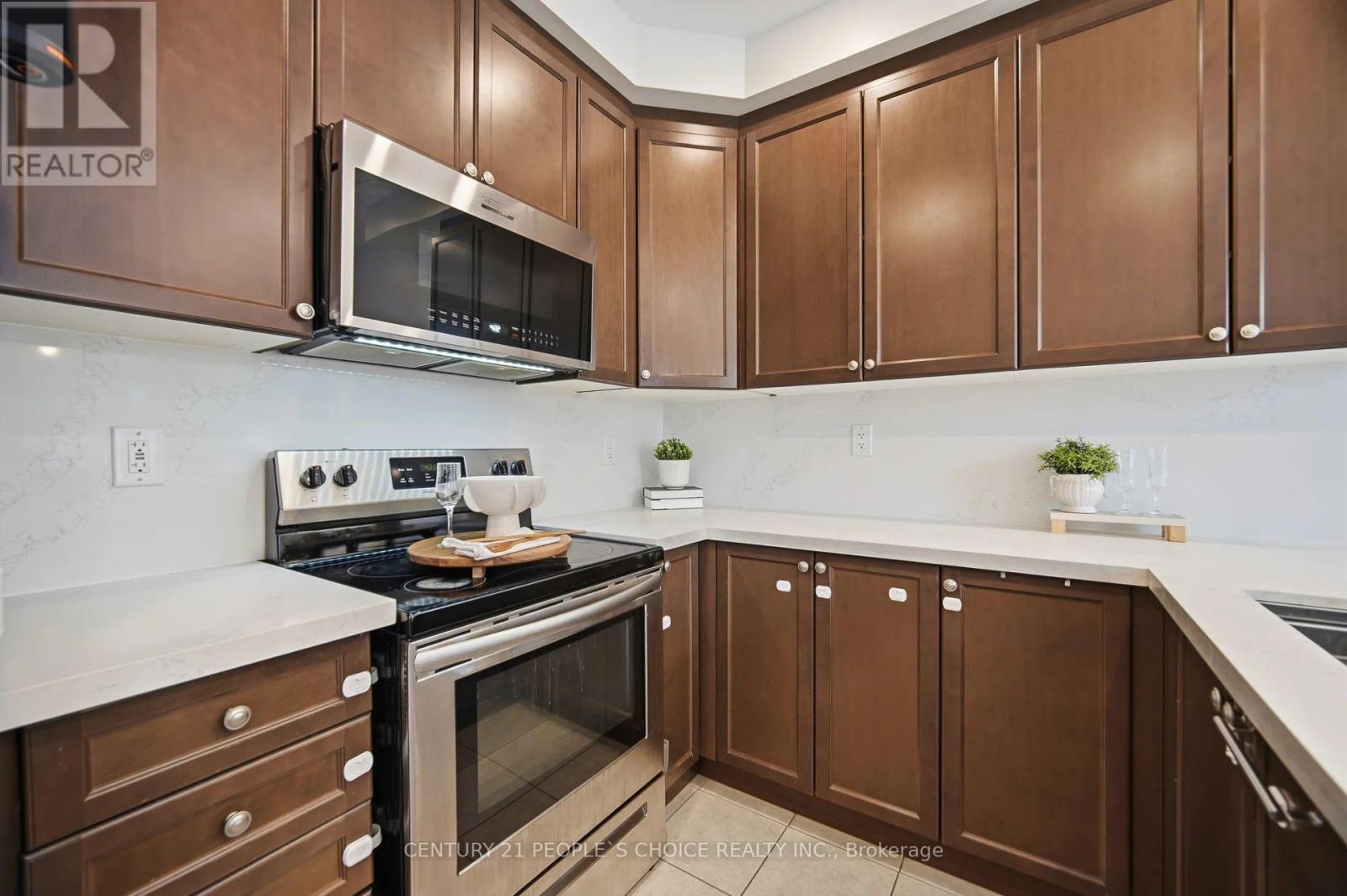 542 Fir Court, Milton, Ontario  L9T 7E7 - Photo 16 - W12924886