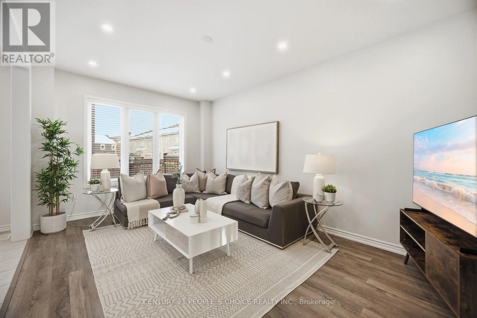 542 Fir Court, Milton, Ontario  L9T 7E7 - Photo 6 - W12924886