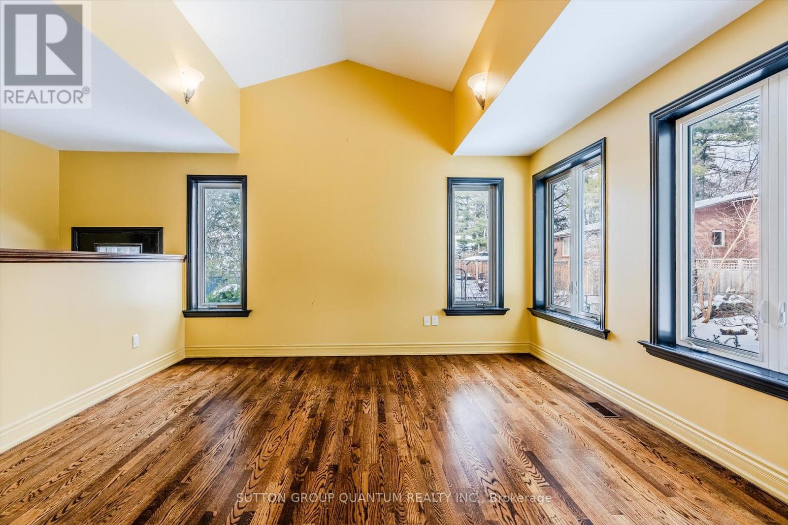 1273 Clarkson Road, Mississauga, Ontario  L5J 2W4 - Photo 17 - W12924912