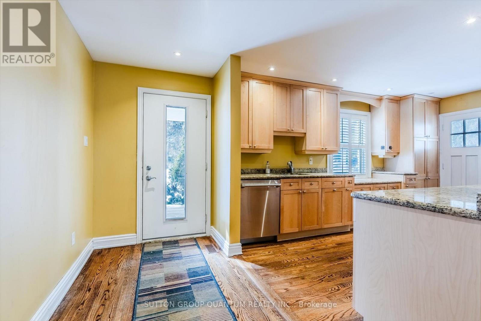 1273 Clarkson Road, Mississauga, Ontario  L5J 2W4 - Photo 5 - W12924912