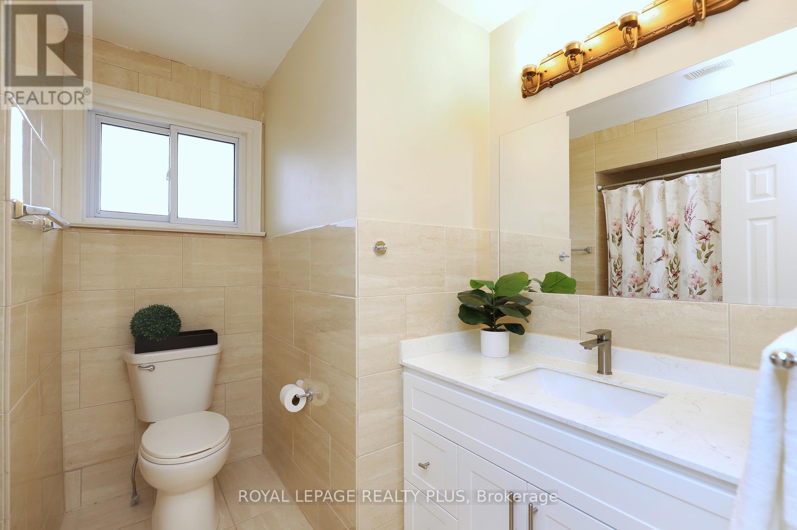 2694 Truscott Drive, Mississauga, Ontario  L5J 2B7 - Photo 19 - W12924926