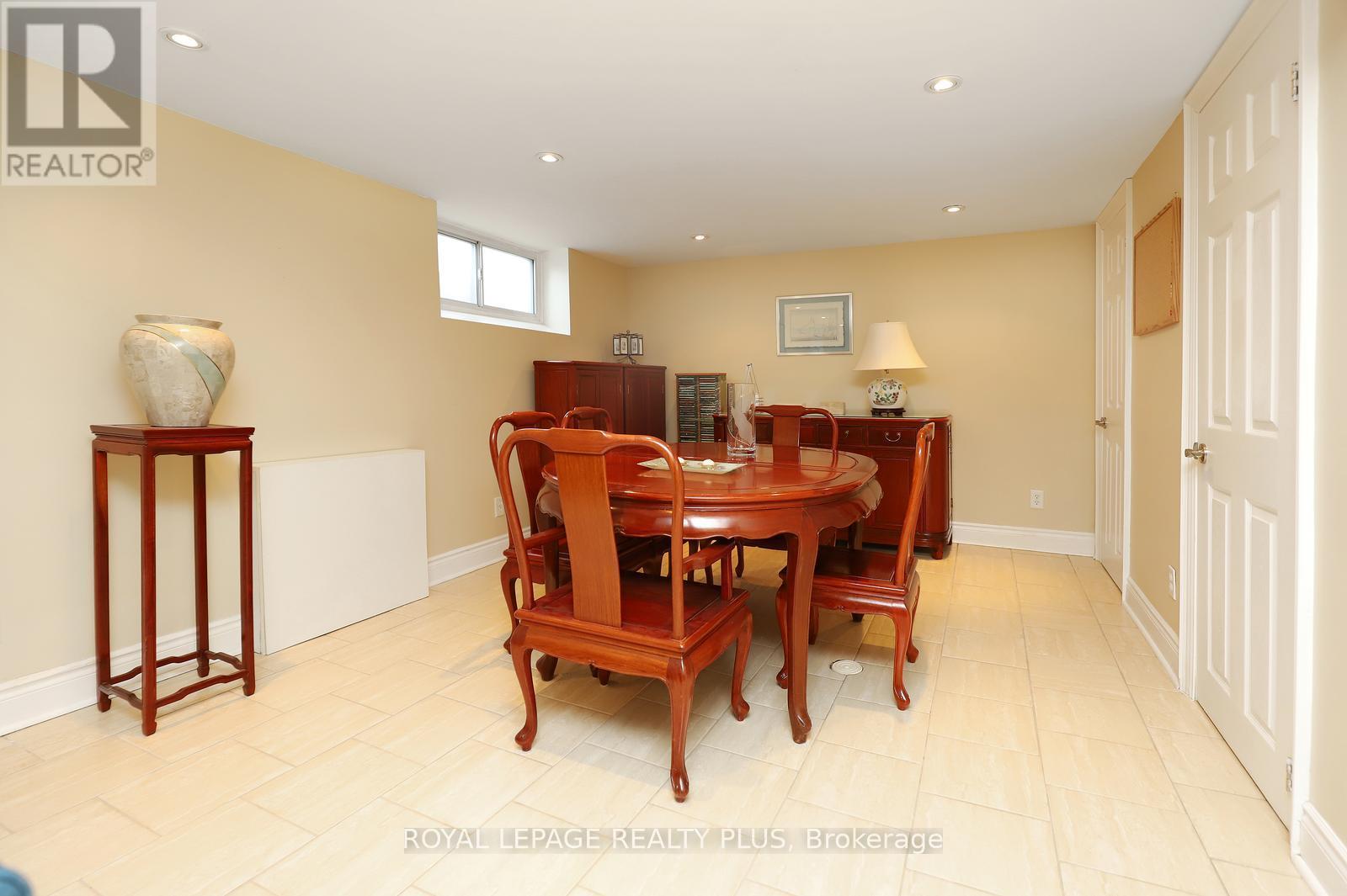 2694 Truscott Drive, Mississauga, Ontario  L5J 2B7 - Photo 27 - W12924926