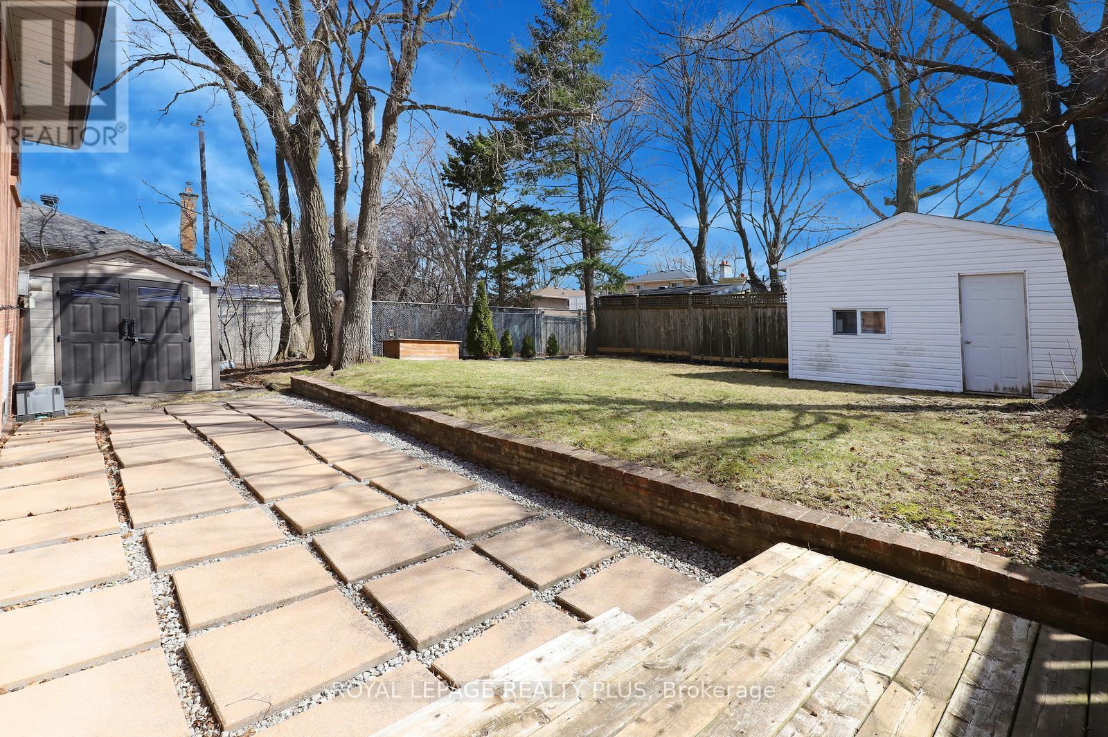 2694 Truscott Drive, Mississauga, Ontario  L5J 2B7 - Photo 30 - W12924926