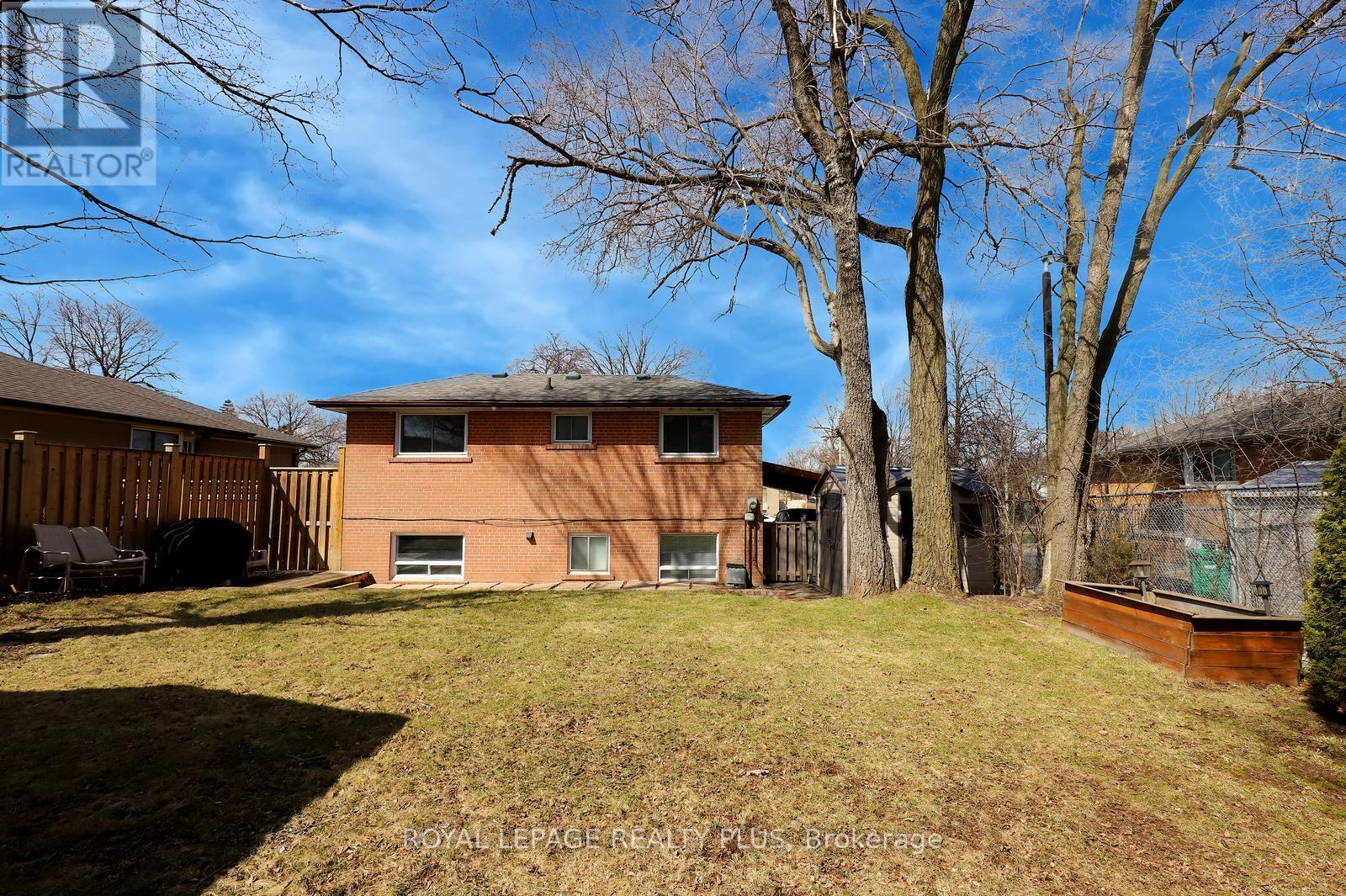 2694 Truscott Drive, Mississauga, Ontario  L5J 2B7 - Photo 32 - W12924926