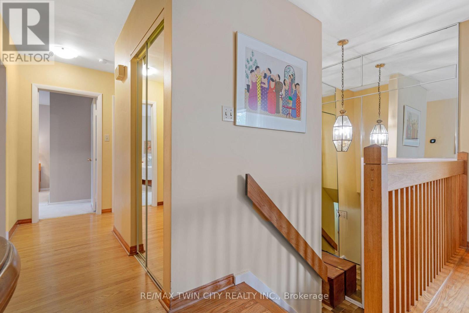 390 Tamarack Drive, Waterloo, Ontario  N2L 4G6 - Photo 30 - X12924706