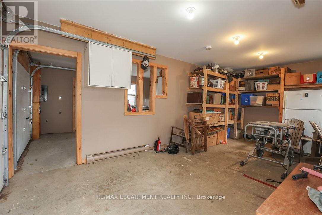 15 Adelaide Street, Grimsby, Ontario L3M 1X2 - Photo 28 - X12924718