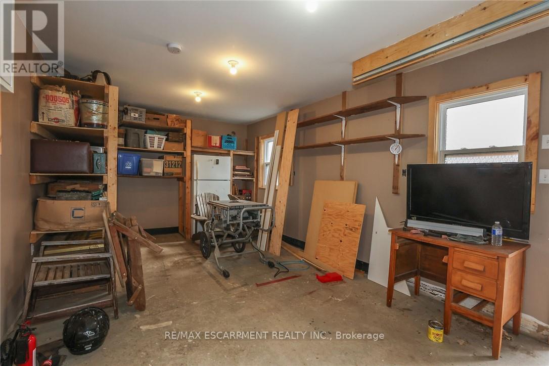 15 Adelaide Street, Grimsby, Ontario L3M 1X2 - Photo 29 - X12924718