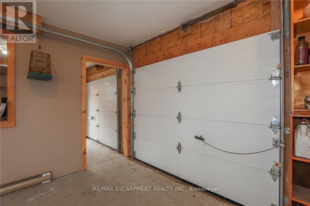 15 Adelaide Street, Grimsby, Ontario L3M 1X2 - Photo 33 - X12924718