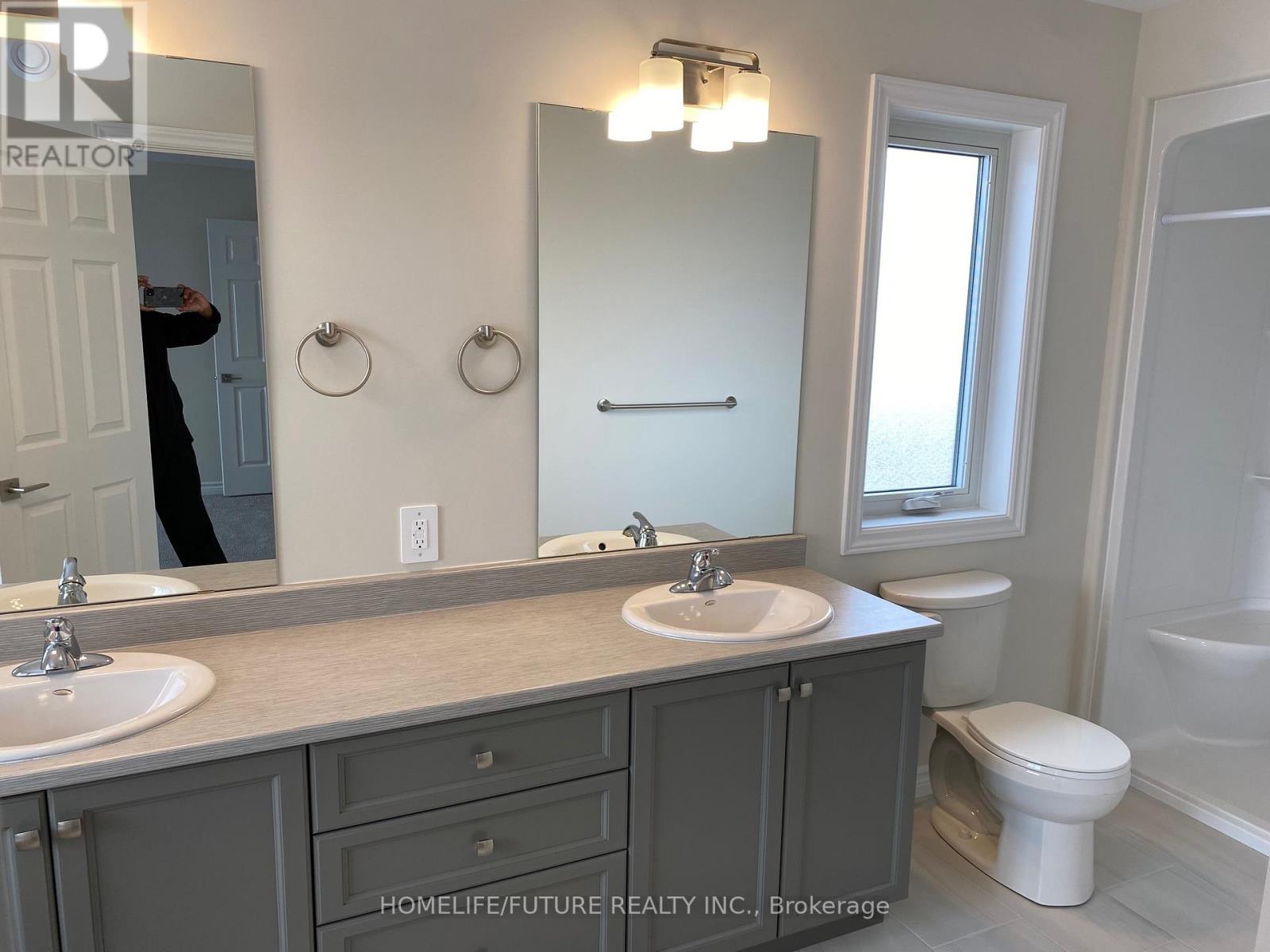 34 Nipigon Street, Belleville, Ontario  K8N 0S8 - Photo 8 - X12924740