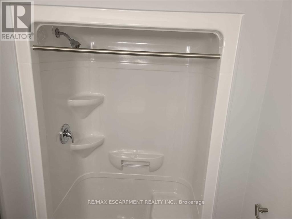 306 - 77 Leland Street, Hamilton, Ontario L8S 3A1 - Photo 8 - X12924750