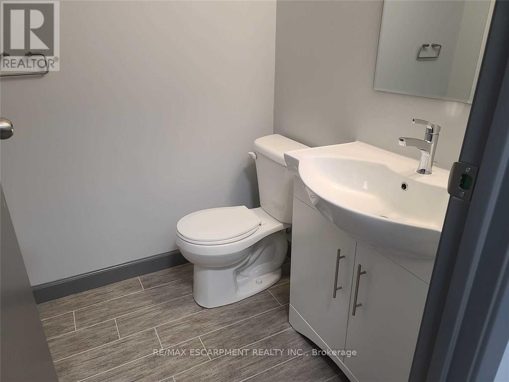 306 - 77 Leland Street, Hamilton, Ontario L8S 3A1 - Photo 9 - X12924750