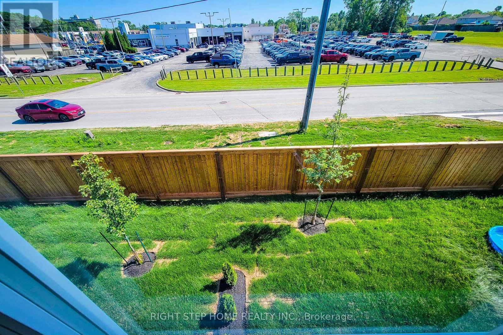 9 Mann Trail, Welland, Ontario L3C 0K2 - Photo 8 - X12924814