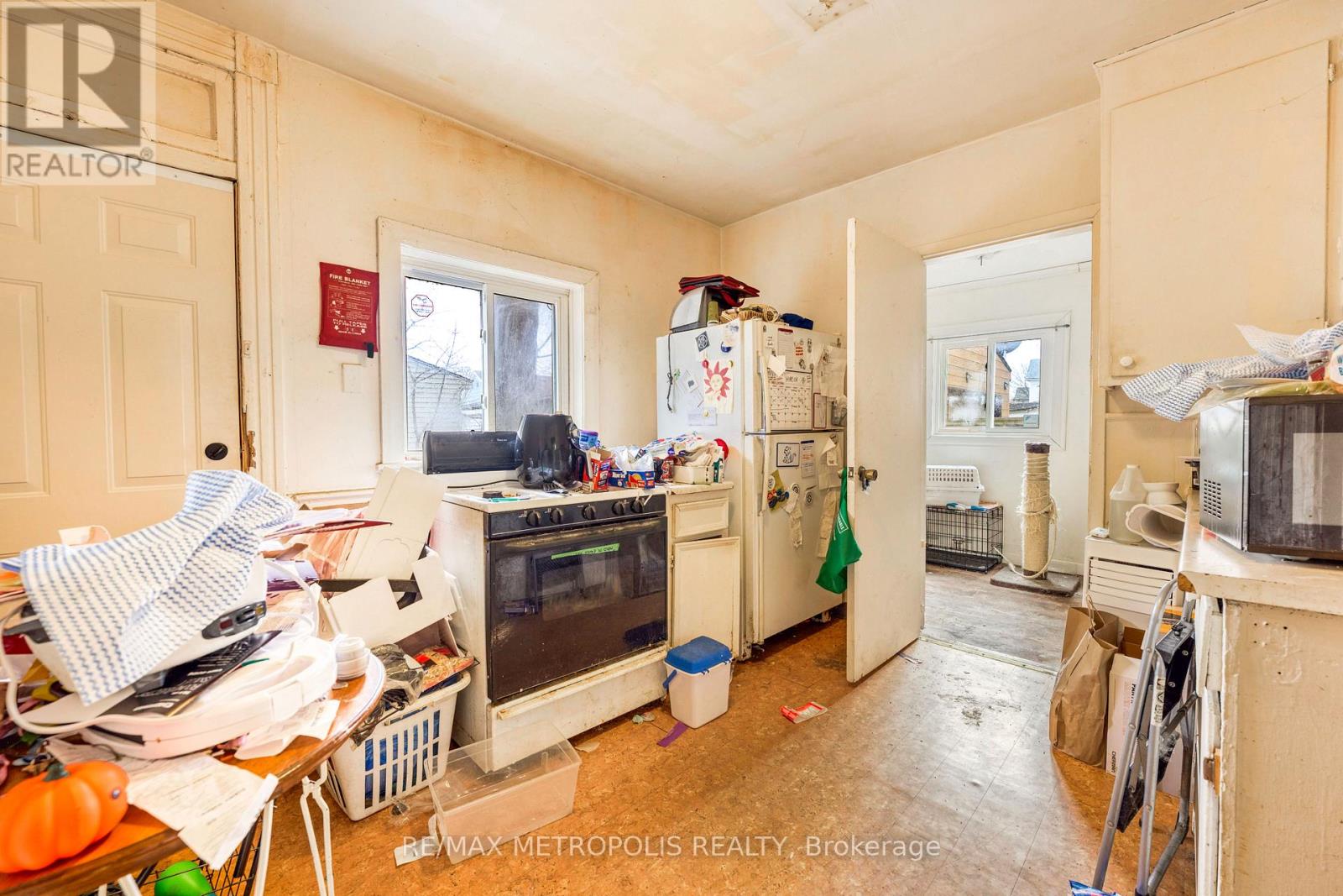 130-132 Forsyth Street S, Sarnia, Ontario  N7T 3A7 - Photo 42 - X12924850