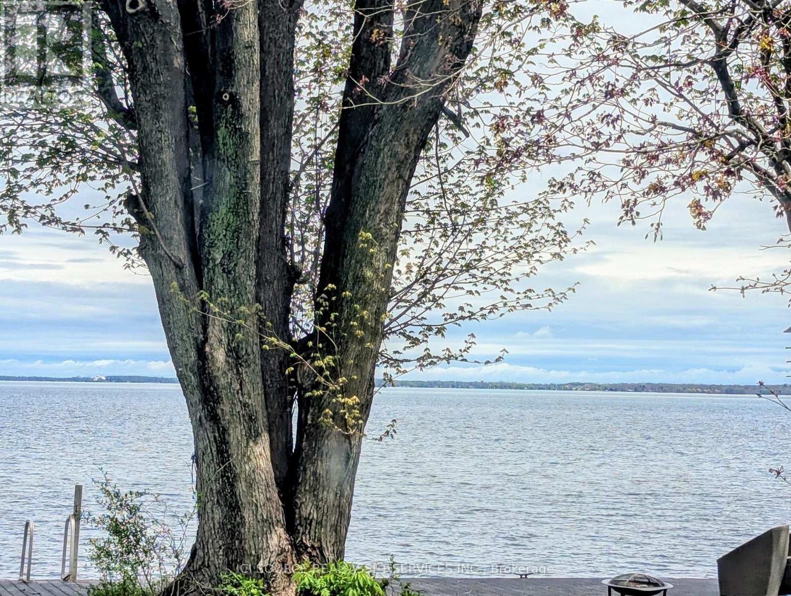 20586 Old Montreal Road, South Glengarry, Ontario  K0C 2C0 - Photo 15 - X12924930