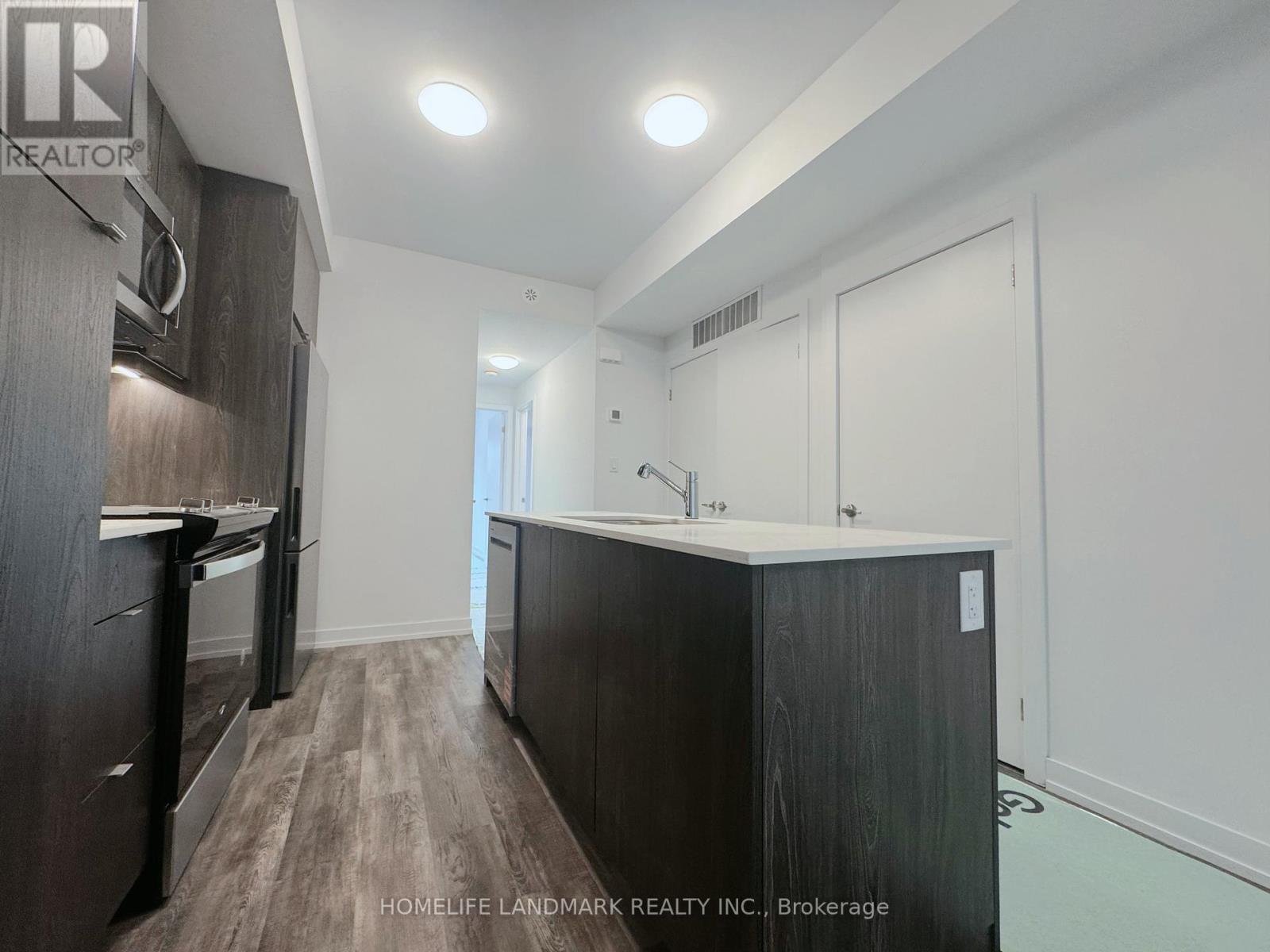 307 - 5 Bancroft Lane, Richmond Hill, Ontario  L4E 1M1 - Photo 7 - N12922282