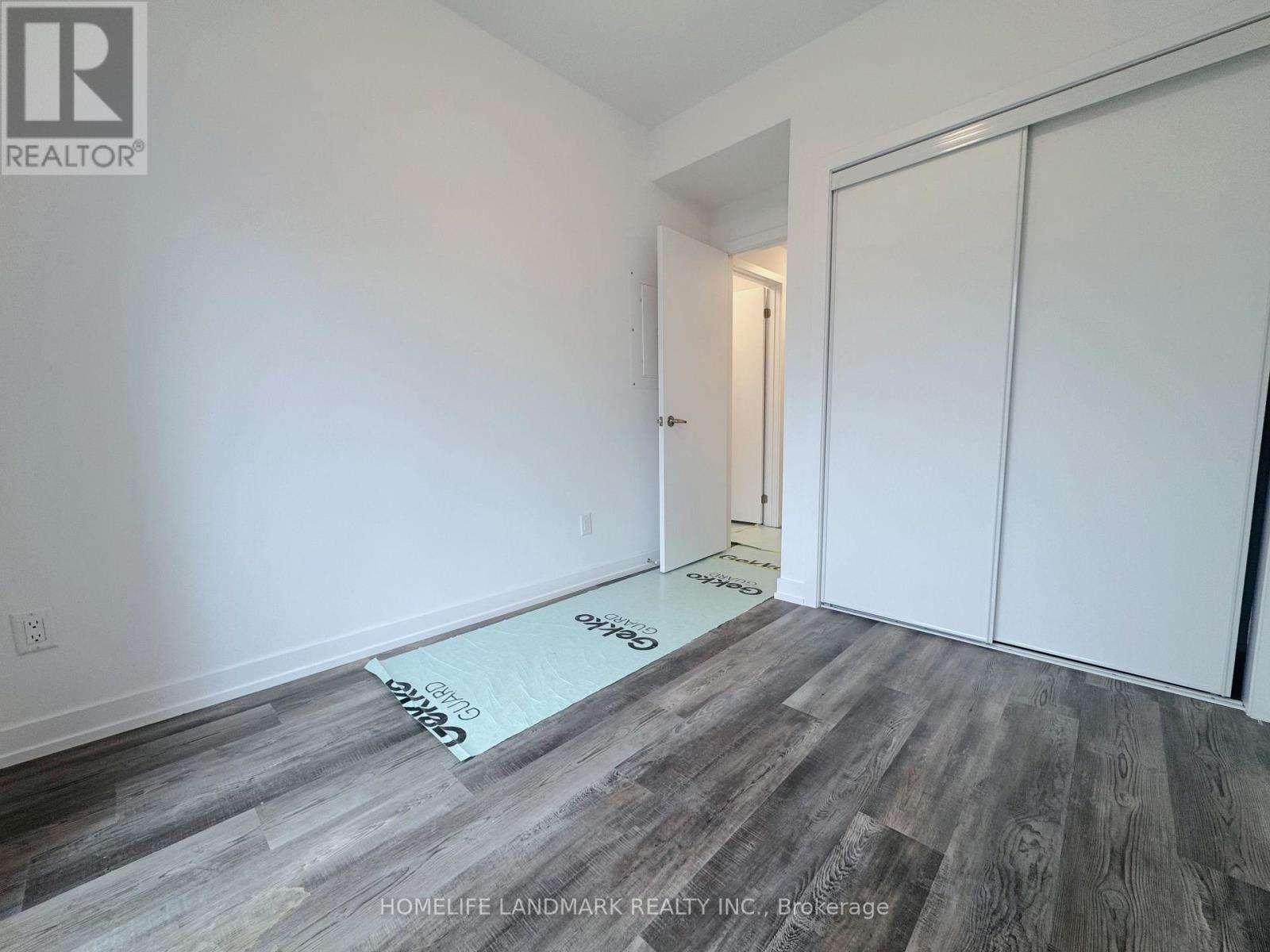 307 - 5 Bancroft Lane, Richmond Hill, Ontario  L4E 1M1 - Photo 10 - N12922282