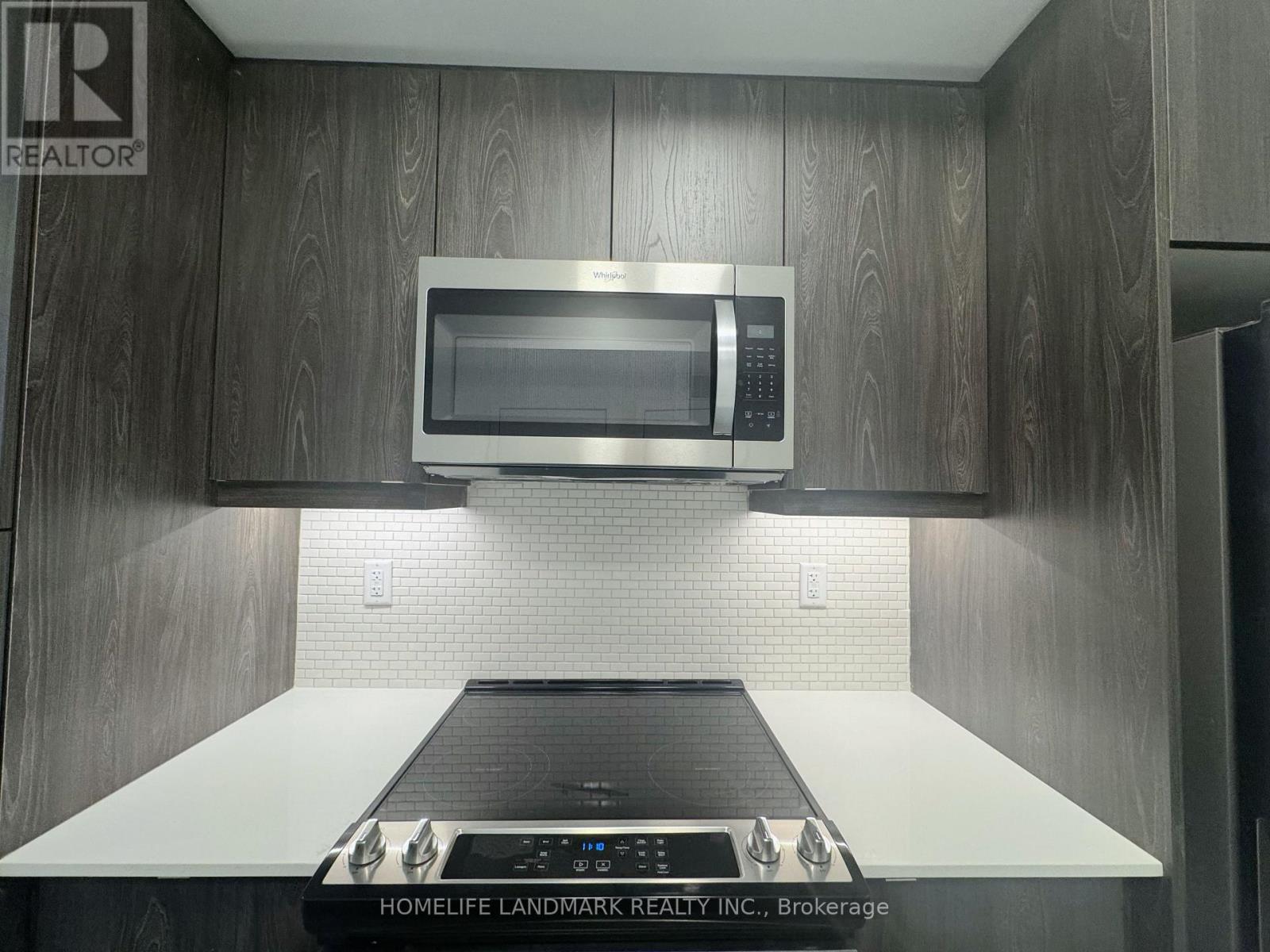 307 - 5 Bancroft Lane, Richmond Hill, Ontario  L4E 1M1 - Photo 6 - N12922282