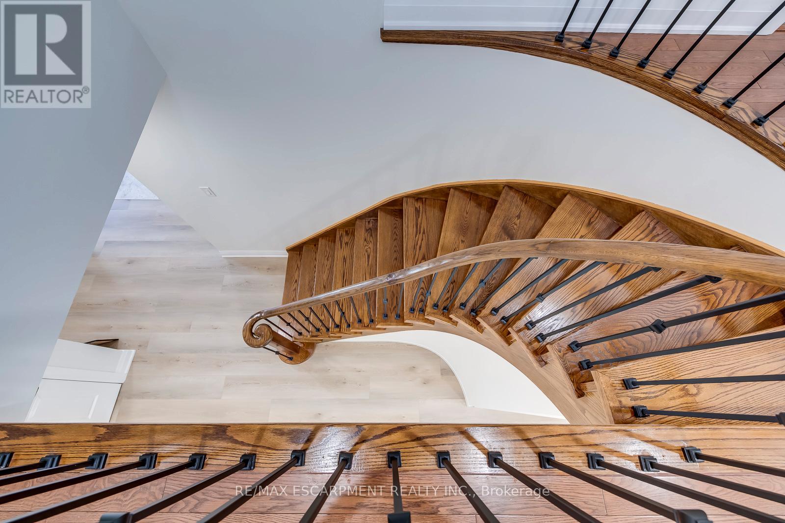 3184 Renton Road, Burlington, Ontario  L7M 2W8 - Photo 19 - W12924856