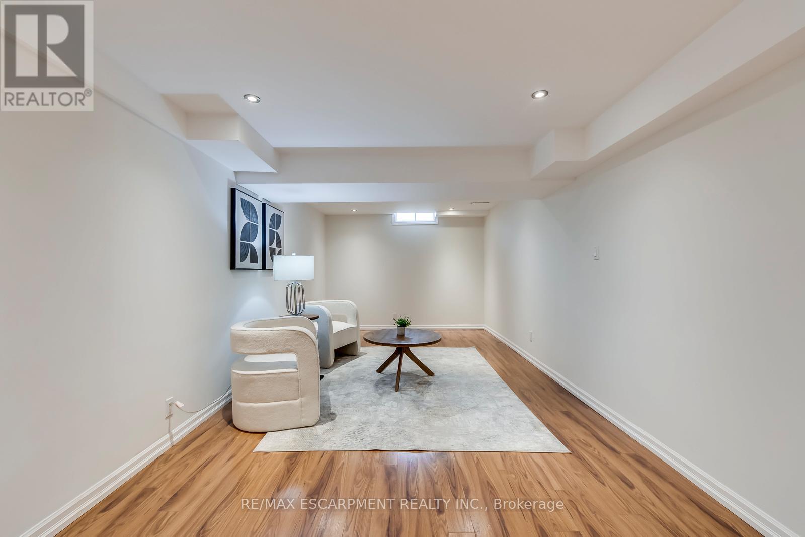 3184 Renton Road, Burlington, Ontario  L7M 2W8 - Photo 35 - W12924856