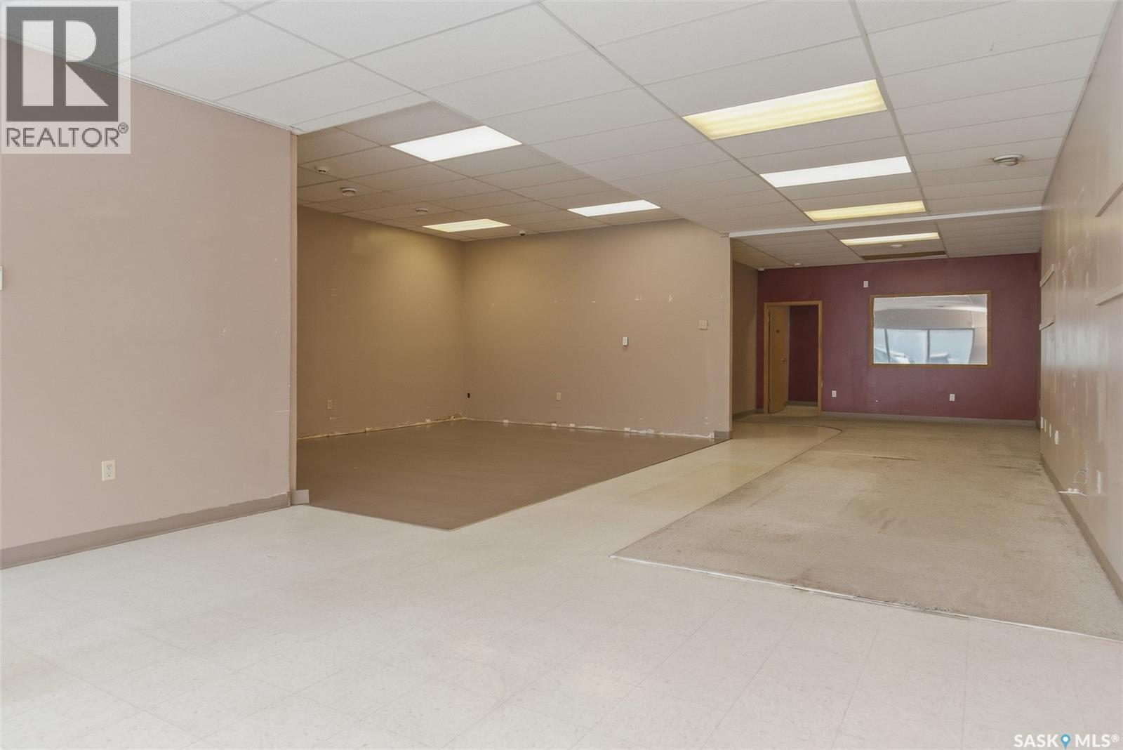 1751 Mcara Street, Regina, Saskatchewan  S4N 6H5 - Photo 5 - SK028030