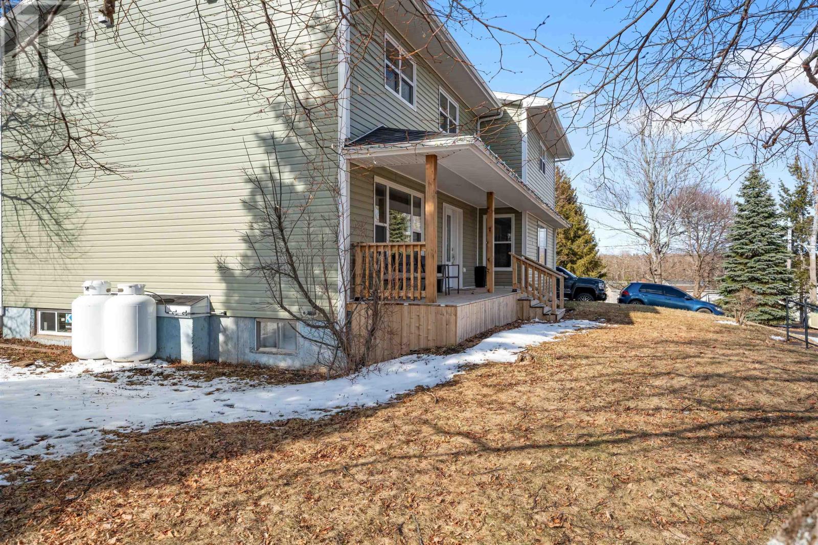 1568 North Main Street, Westville, Nova Scotia  B0K 2A0 - Photo 2 - 202605483