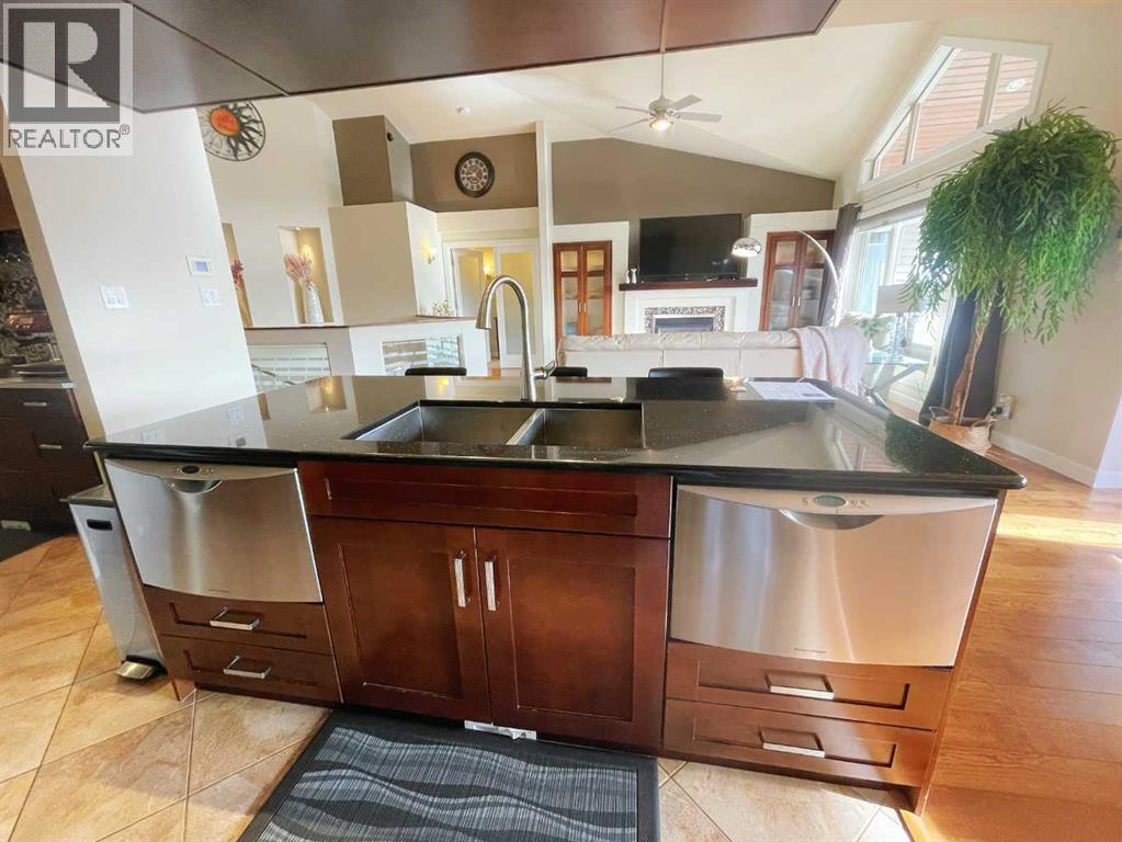 534 Canyon Cove W, Lethbridge, Alberta  T1K 2N4 - Photo 17 - A2280691