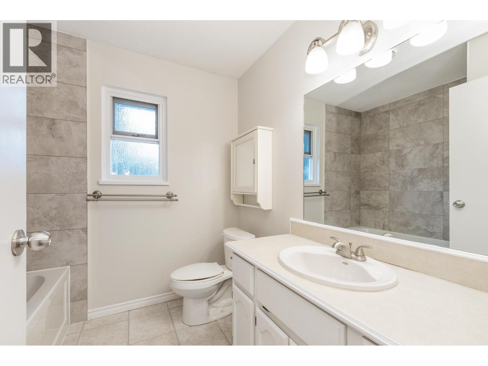 12533 223 Street, Maple Ridge, British Columbia  V2X 5Y8 - Photo 19 - R3100530