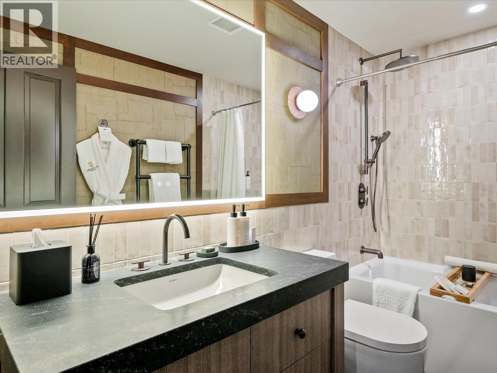 315 4320 Sundial Crescent, Whistler, British Columbia V8E 1G6 - Photo 11 - R3073026