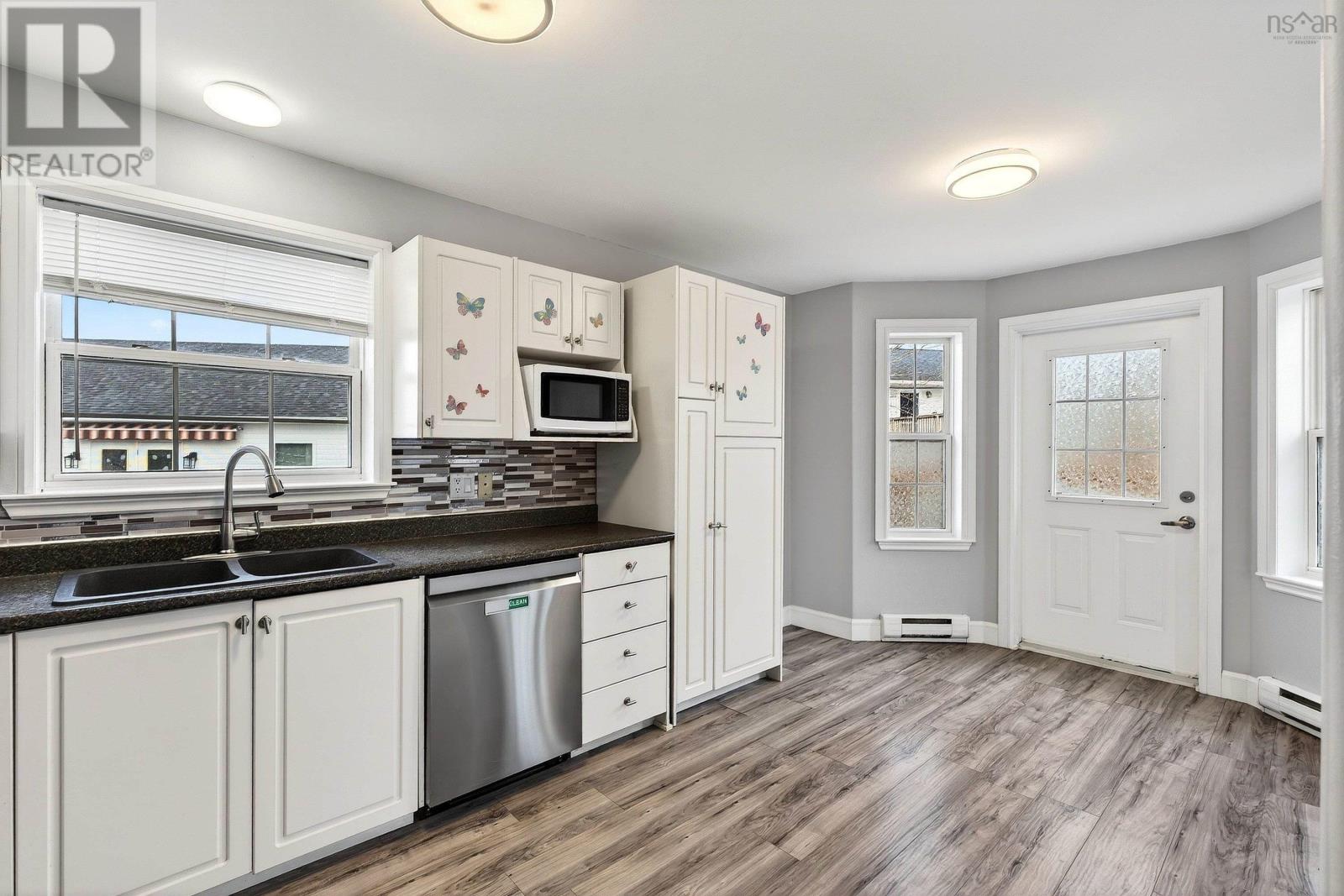 Lorem Ipsum Dolor Si, Sackville, Nova Scotia  B4E  - Photo 33 - DEMO29519887