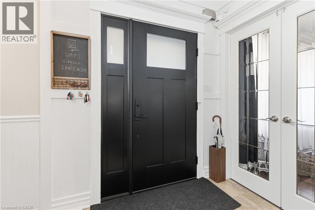 2 Hickory Court, Welland, Ontario  L3C 6S9 - Photo 4 - 40815054