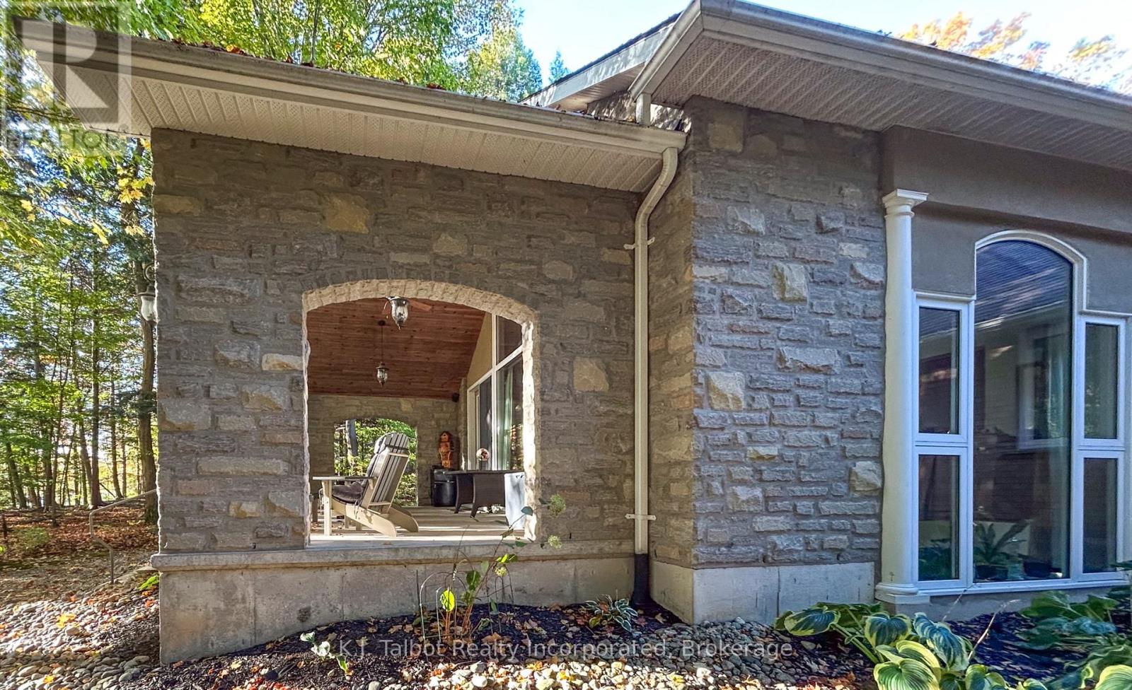 80602 Benmiller Line, Central Huron, Ontario  N0M 1L0 - Photo 34 - X12781116