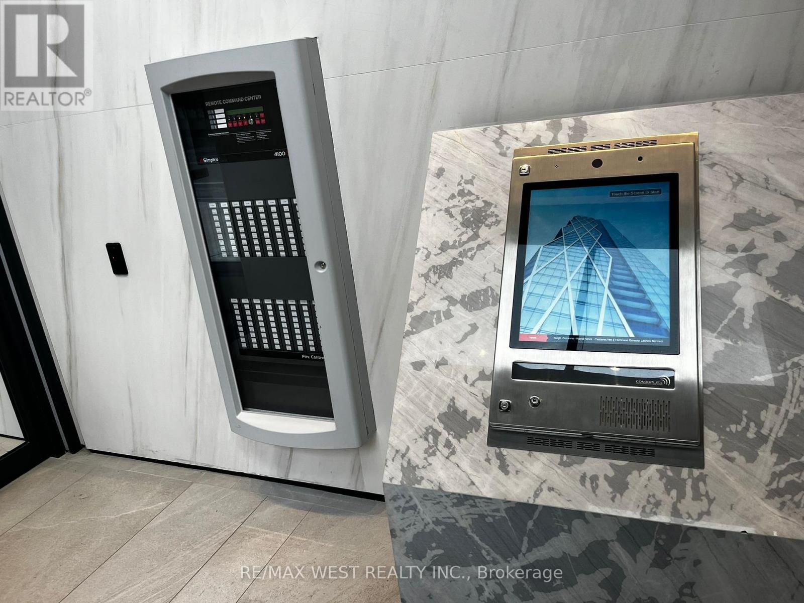 4715 - 319 Jarvis Street S, Toronto, Ontario  M5B 0C8 - Photo 4 - C12788448