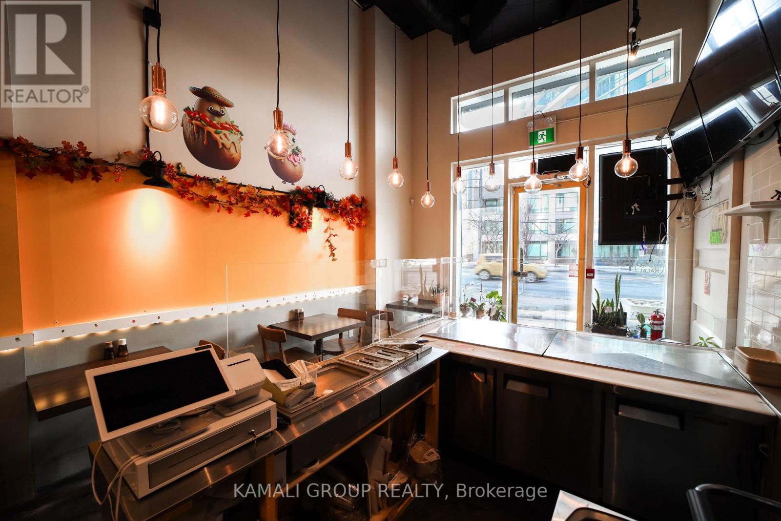 110 - 28 Finch Avenue W, Toronto, Ontario  M2N 2G7 - Photo 7 - C12872772