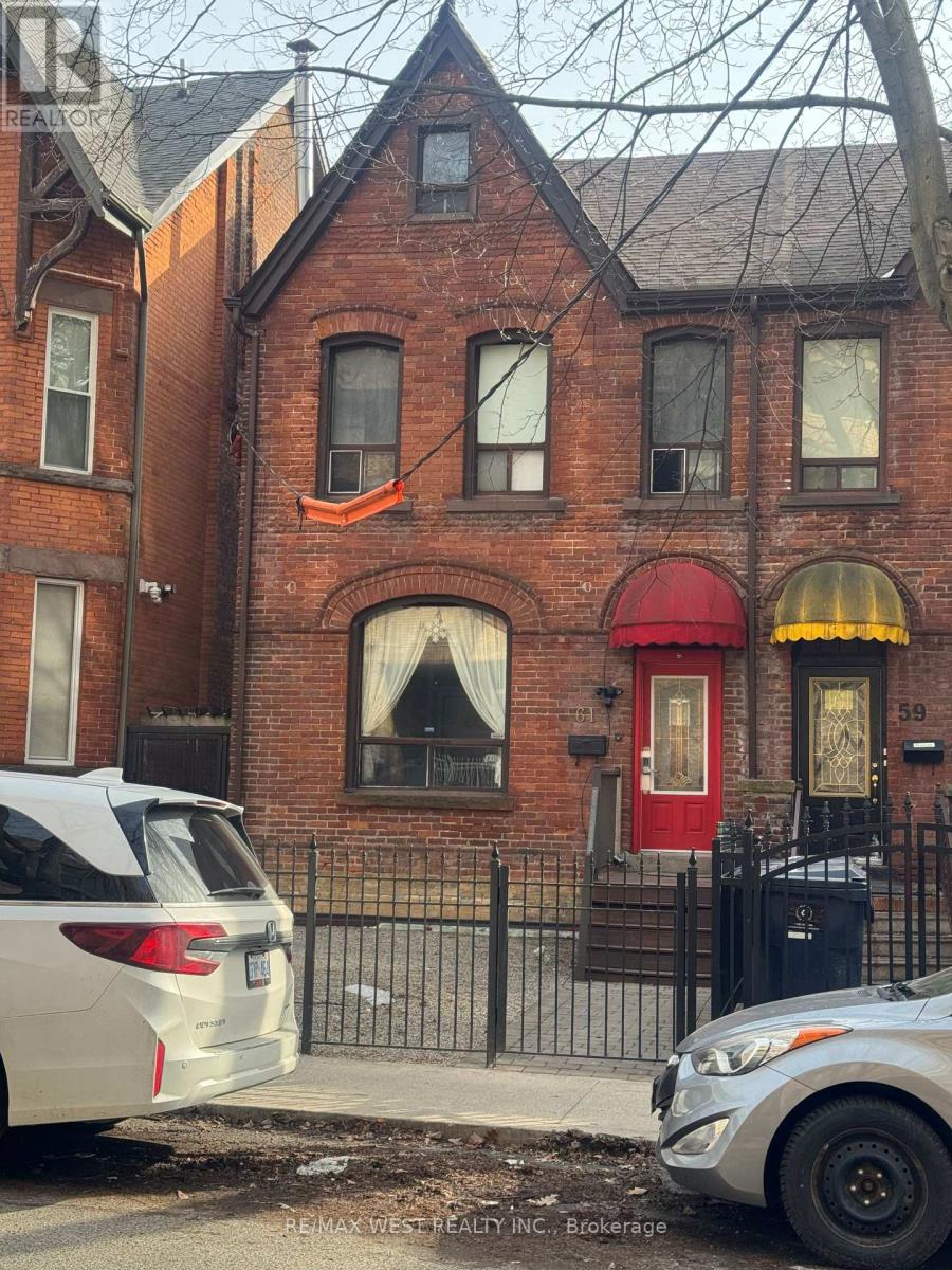61 HOMEWOOD AVENUE, Toronto, Ontario