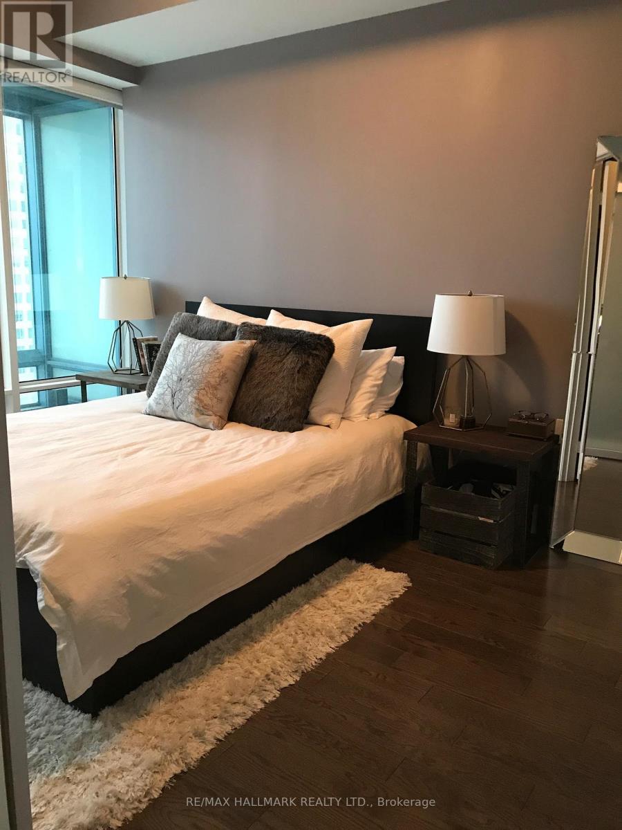 3003 - 8 The Esplanade Road, Toronto, Ontario  M5E 0A6 - Photo 7 - C12923646