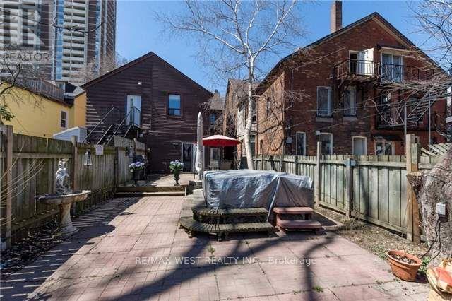61 Homewood Avenue, Toronto, Ontario  M4Y 2K4 - Photo 25 - C12923294