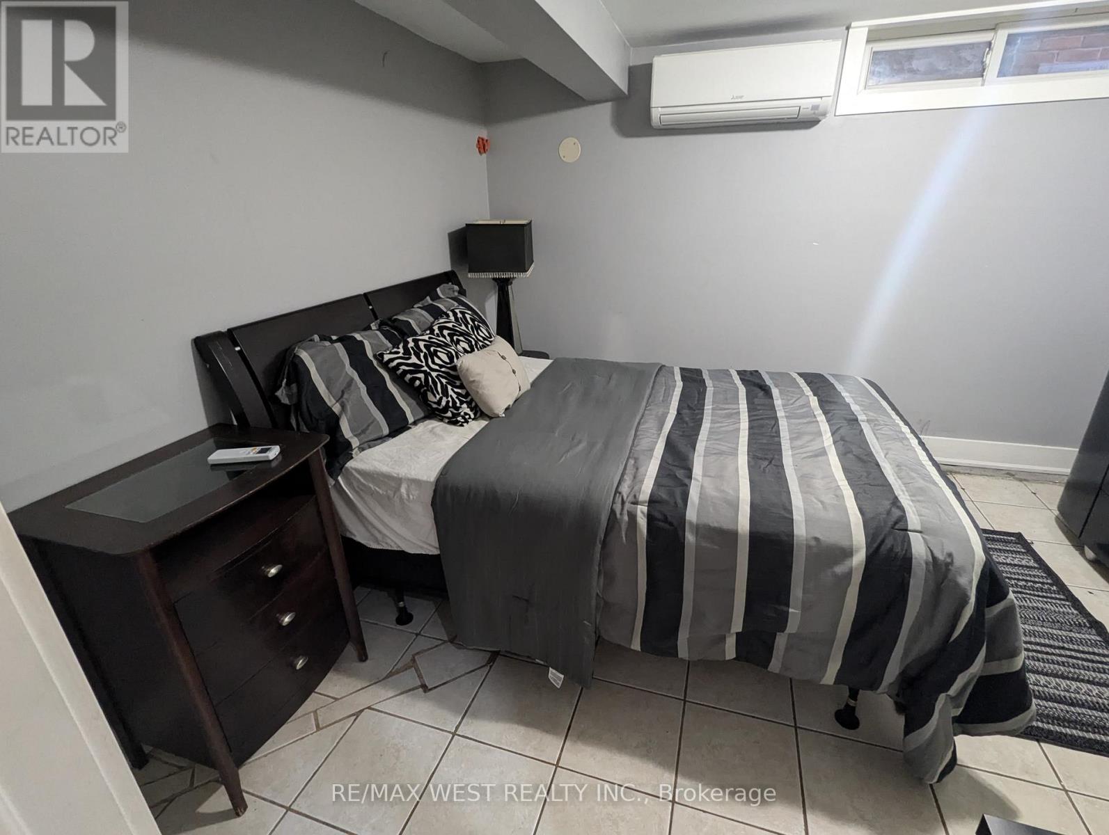 61 Homewood Avenue, Toronto, Ontario  M4Y 2K4 - Photo 21 - C12923294