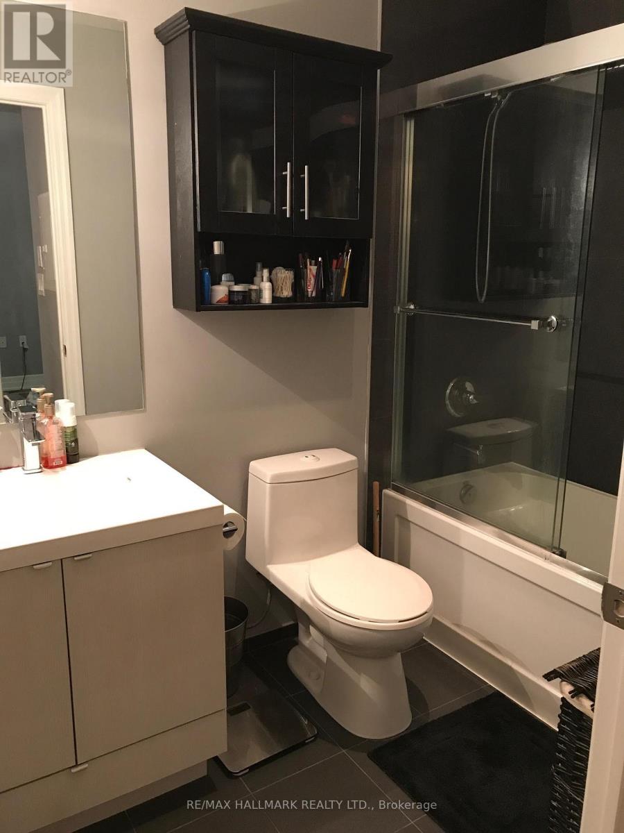 3003 - 8 The Esplanade Road, Toronto, Ontario  M5E 0A6 - Photo 10 - C12923646