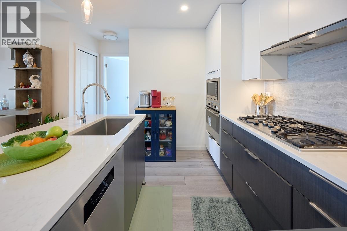 317 11641 227 Street, Maple Ridge, British Columbia  V2X 9J6 - Photo 3 - R3103903