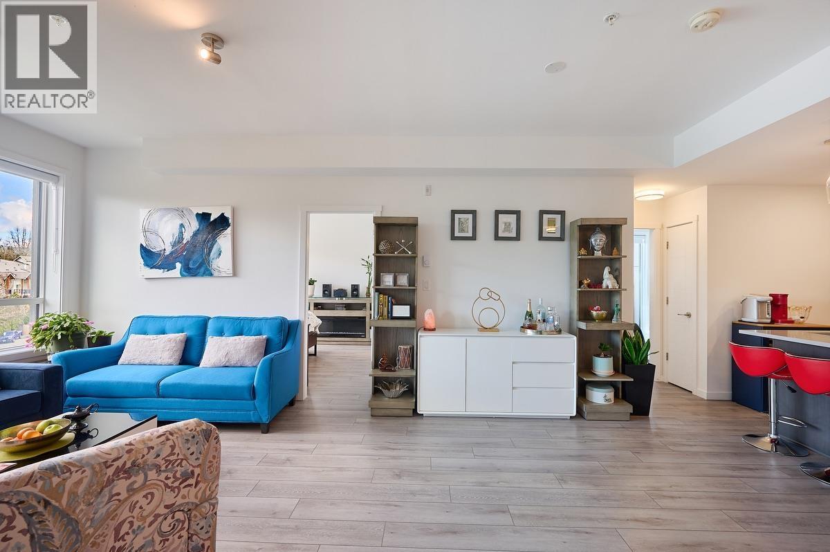 317 11641 227 Street, Maple Ridge, British Columbia  V2X 9J6 - Photo 4 - R3103903